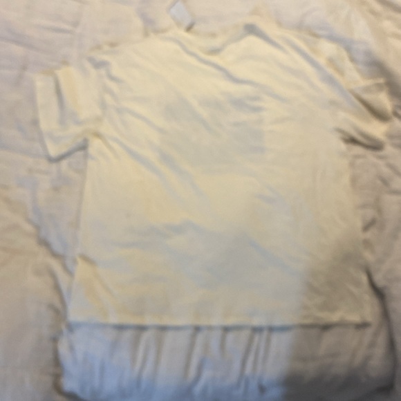 T-shirt - Picture 2 of 3